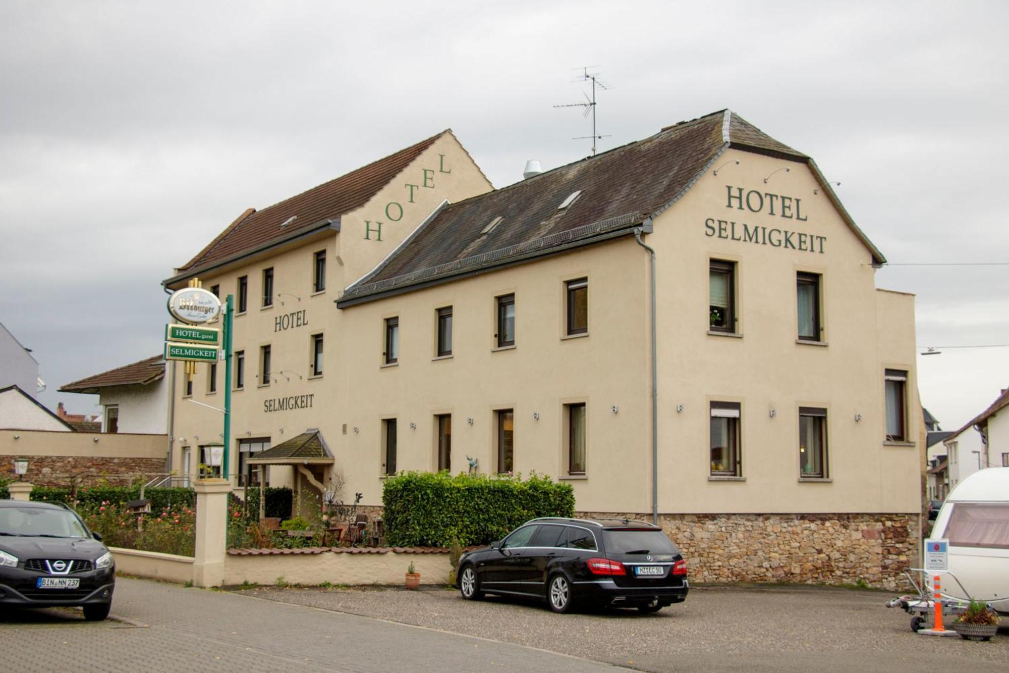 Weinhaus Selmigkeit Hotel บิงเงนอัมไรน์ ภายนอก รูปภาพ