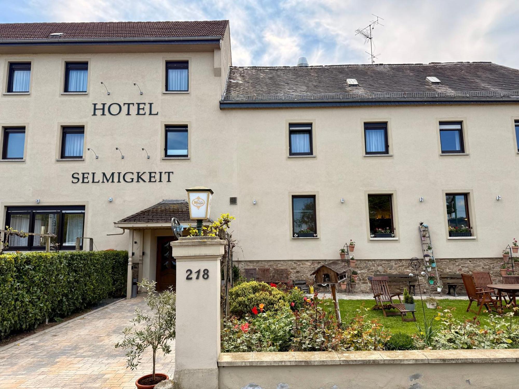 Weinhaus Selmigkeit Hotel บิงเงนอัมไรน์ ภายนอก รูปภาพ