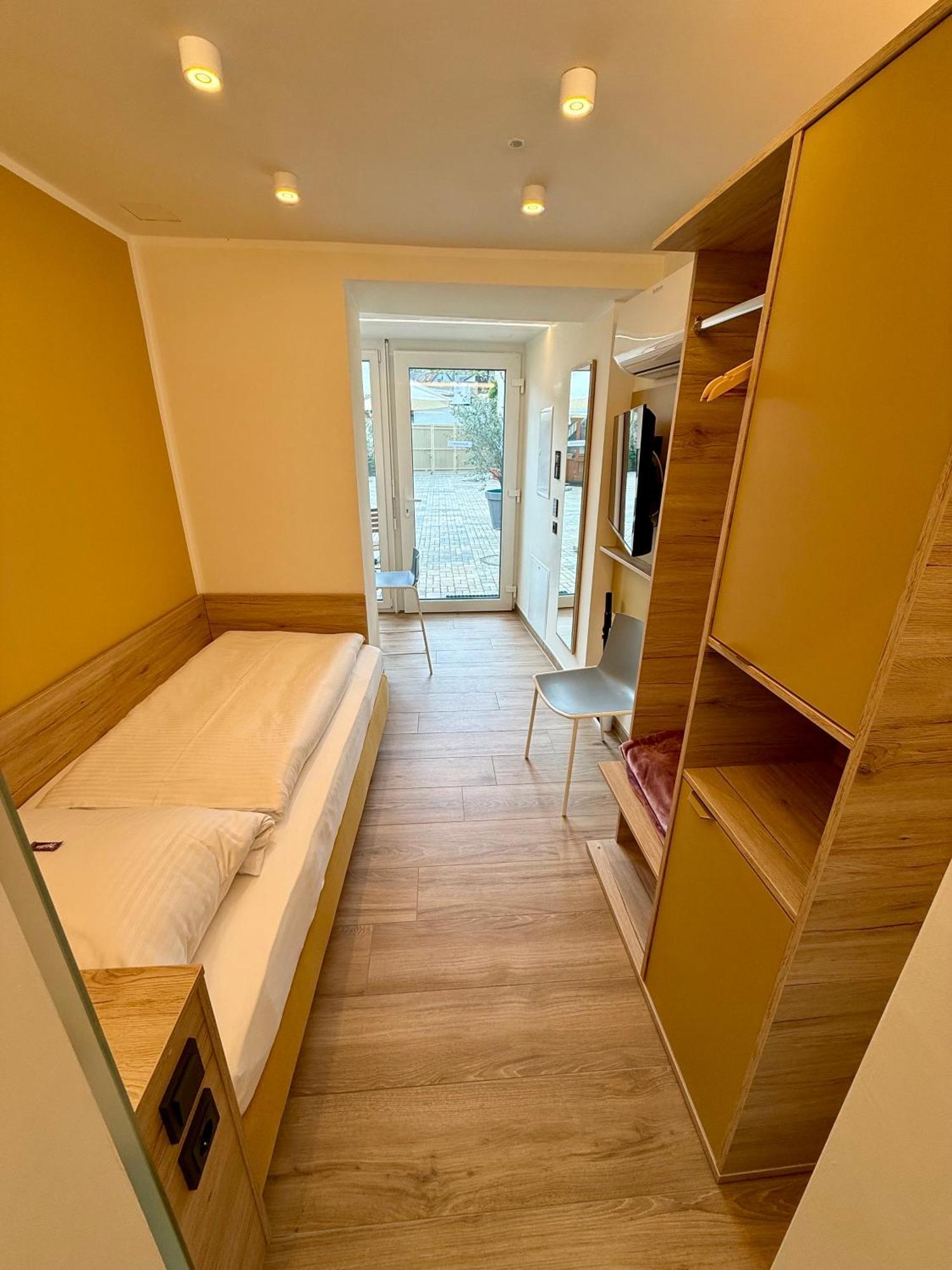 Weinhaus Selmigkeit Hotel บิงเงนอัมไรน์ ภายนอก รูปภาพ