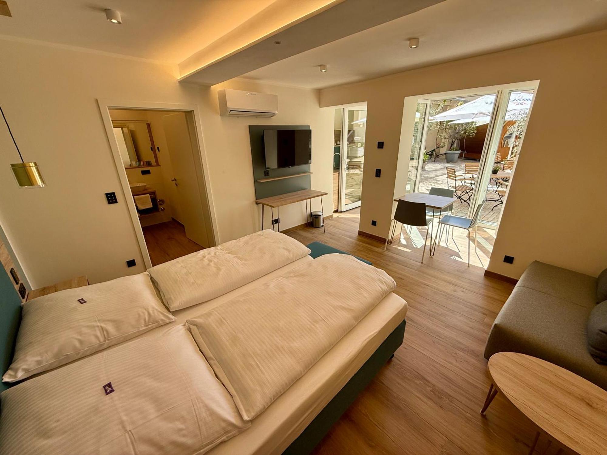 Weinhaus Selmigkeit Hotel บิงเงนอัมไรน์ ภายนอก รูปภาพ
